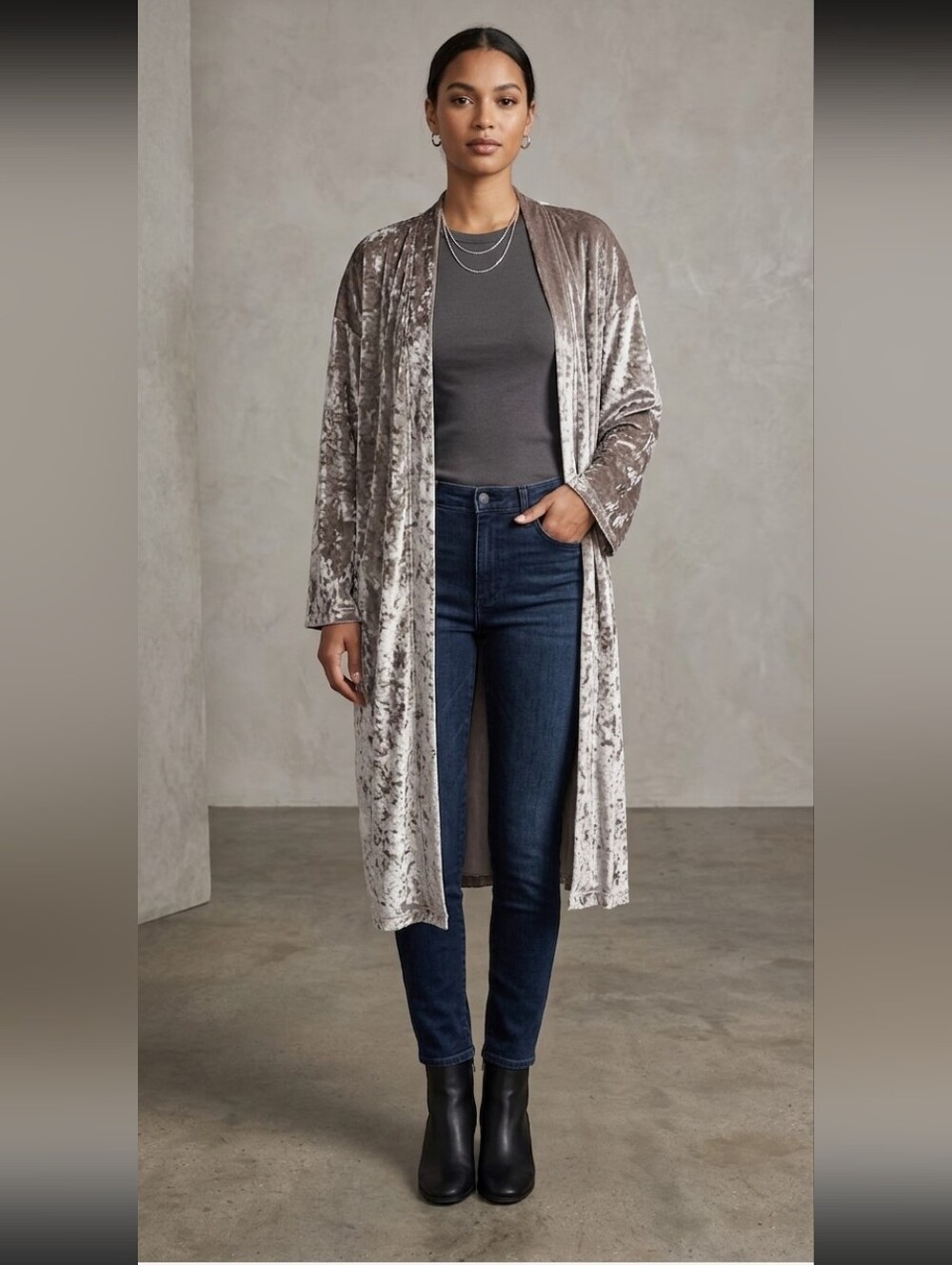Anthropologie Fantastic Fawn Velvet Kimono